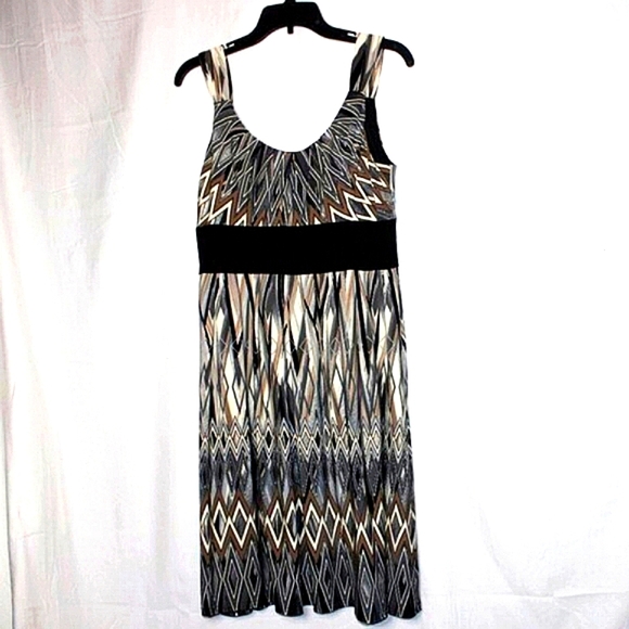 R&M Richards Petite 12P Sleeveless Empire Waist Dress | Boho Glam | Bold Geometr - Picture 1 of 6